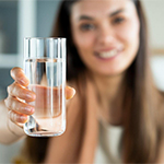 Staying Hydrated and Medication Management: Summer Essentials for Knee Replacement Recovery